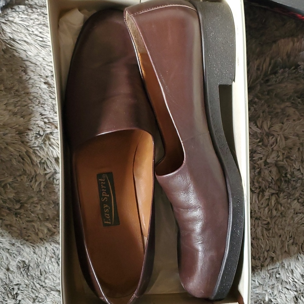 Easy Spirit Women's Dress shoes size 11